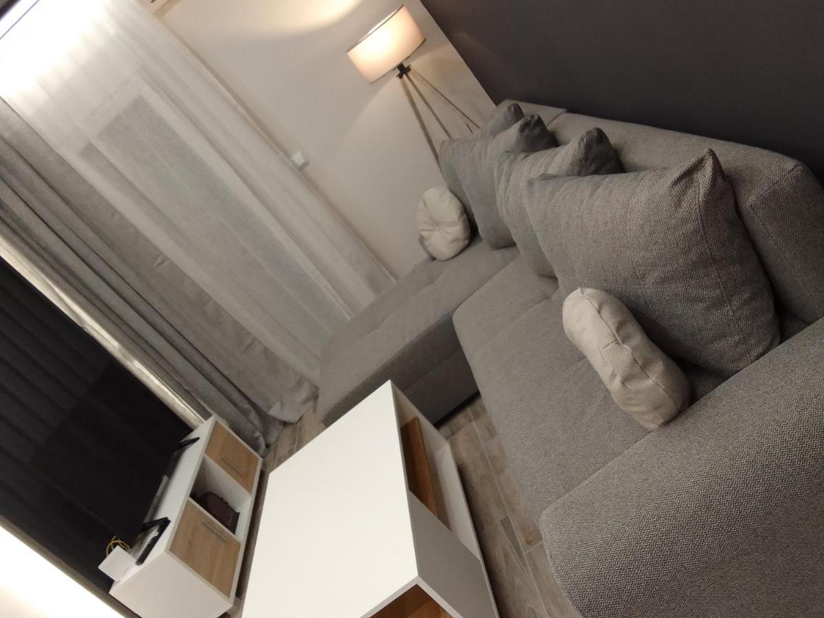 Lusso Apartment - City Center Верия Экстерьер фото