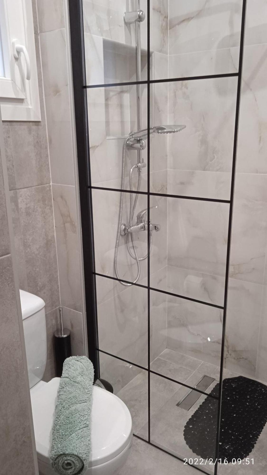 Lusso Apartment - City Center Верия Экстерьер фото